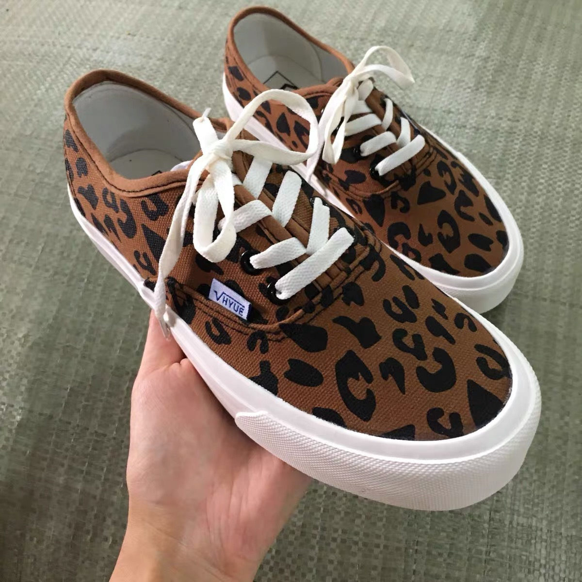 Wild cheetah vibes sneakers SNZZ122 images